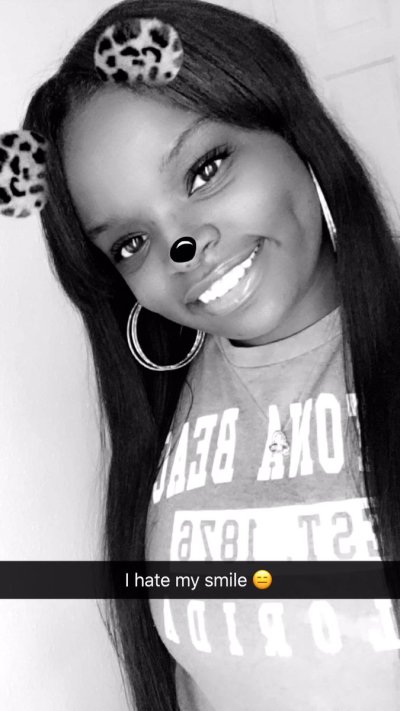 Watch amoreeee✨'s leaked NSFW photo on TwXstars