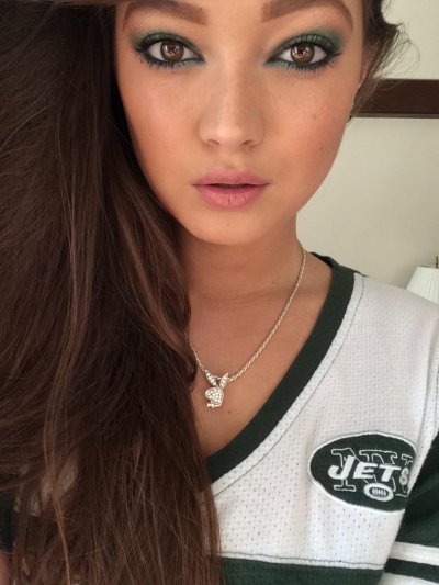 Watch ChelsieAryn's leaked NSFW photo on TwXstars