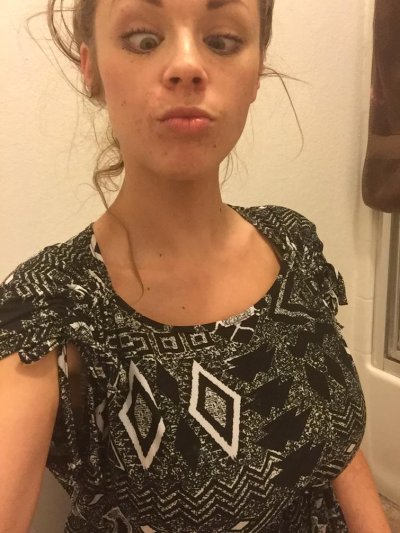 Watch Katie Kox's leaked NSFW photo on TwXstars