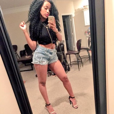 Watch brit.'s leaked NSFW photo on TwXstars