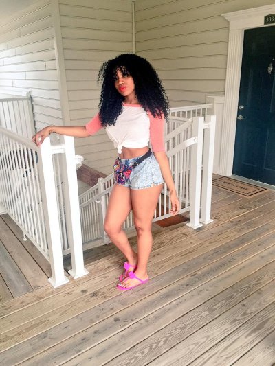 Watch brit.'s leaked NSFW photo on TwXstars