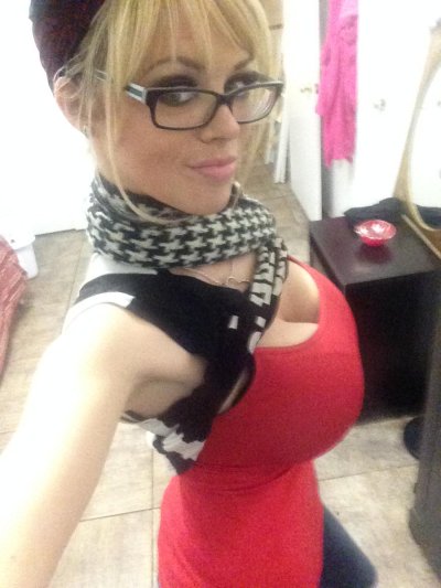 Watch Katie Kox's leaked NSFW photo on TwXstars