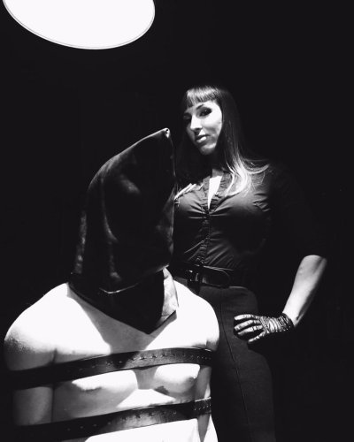 Watch BehindKink.com's leaked NSFW photo on TwXstars