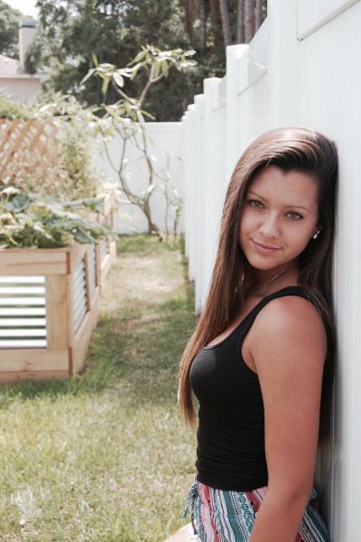 Watch Whit's leaked NSFW photo on TwXstars