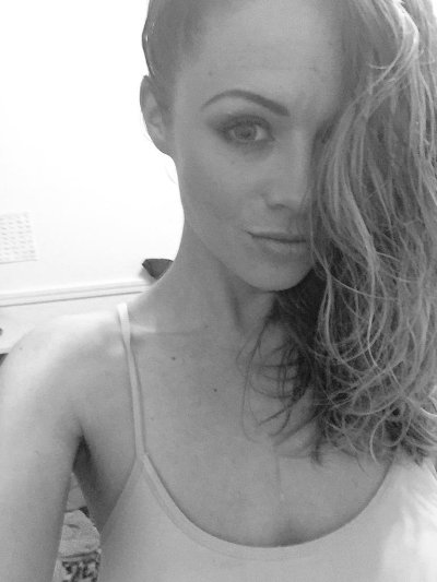 Watch Katie Kox's leaked NSFW photo on TwXstars