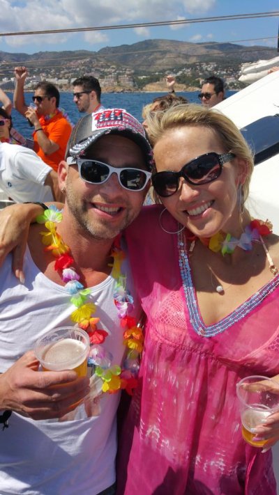 Watch Julia Pink's leaked NSFW photo on TwXstars