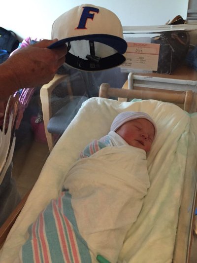 Watch Robert Vito's leaked NSFW photo on TwXstars