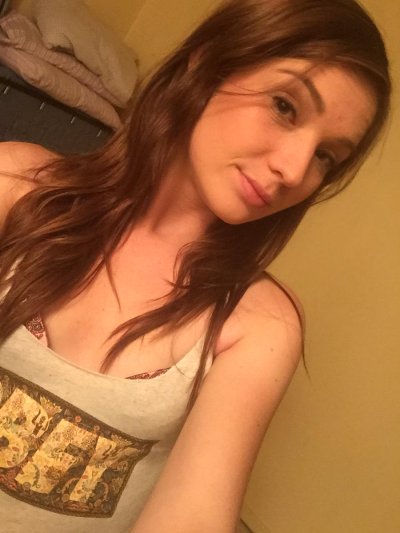 Watch Emma Ryder's leaked NSFW photo on TwXstars