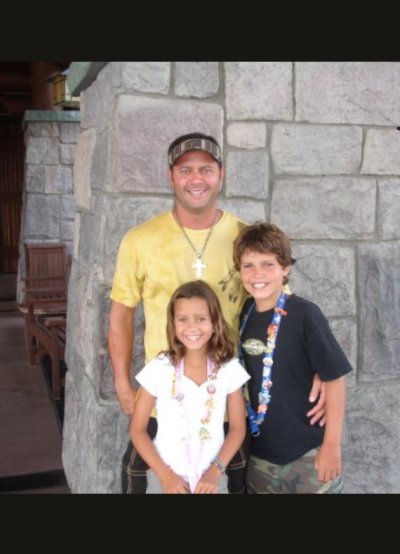 Watch Whit's leaked NSFW photo on TwXstars