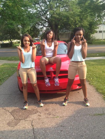 Watch 💛's leaked NSFW photo on TwXstars