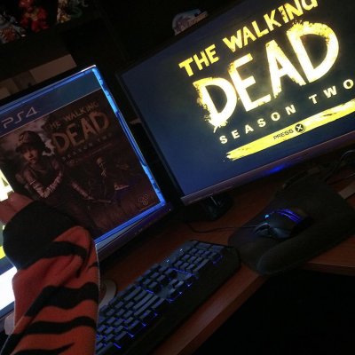 Watch RAE's leaked NSFW photo on TwXstars