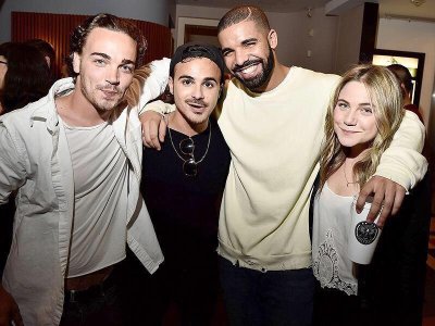 Watch Queen ♎️'s leaked NSFW photo on TwXstars