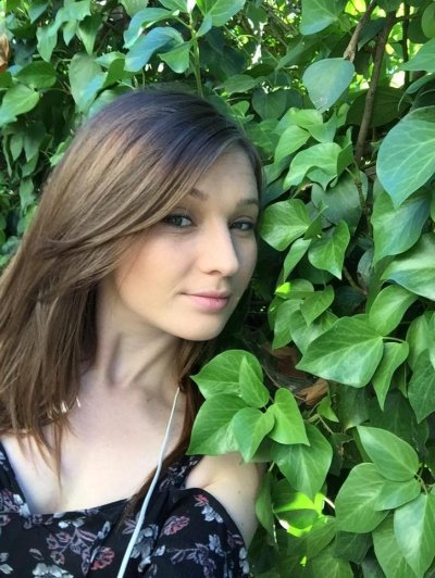 Watch Emma Ryder's leaked NSFW photo on TwXstars