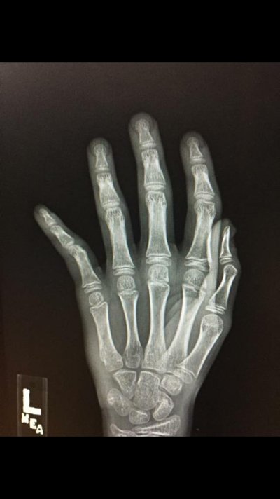 Watch Jenny McC-Wahlberg's leaked NSFW photo on TwXstars