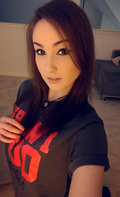 Watch ≫ BirdyLovesIt ≪'s leaked NSFW photo on TwXstars