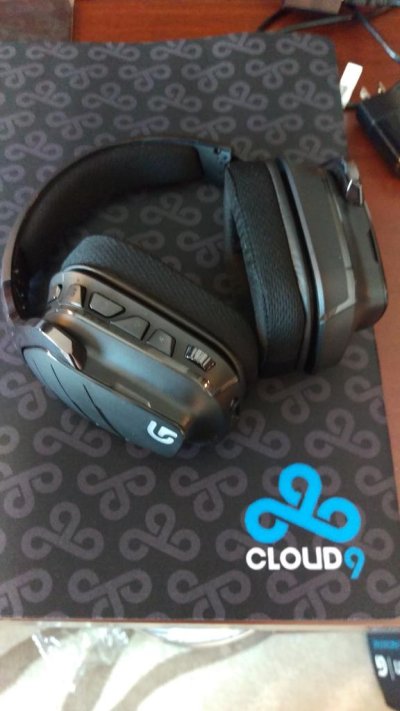 Watch Michael Grzesiek's leaked NSFW photo on TwXstars