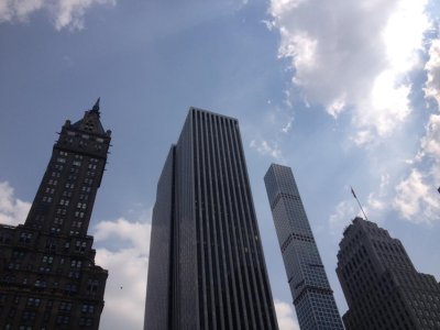 Watch DLS's leaked NSFW photo on TwXstars