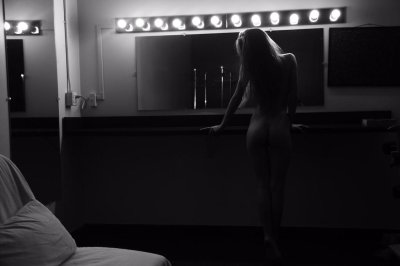 Watch Amberleigh West's leaked NSFW photo on TwXstars