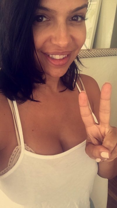Watch Vida Guerra's leaked NSFW photo on TwXstars