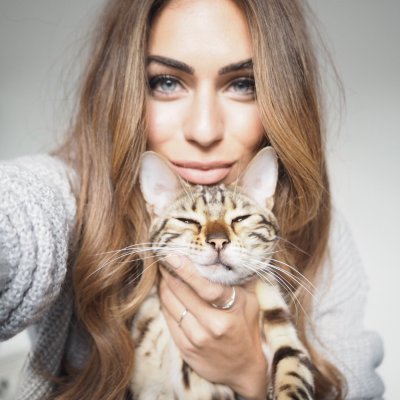 Watch Lydia's leaked NSFW photo on TwXstars