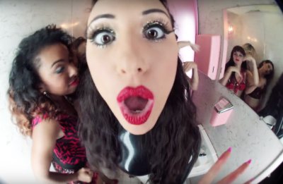 Watch Charlotte Devaney's leaked NSFW photo on TwXstars