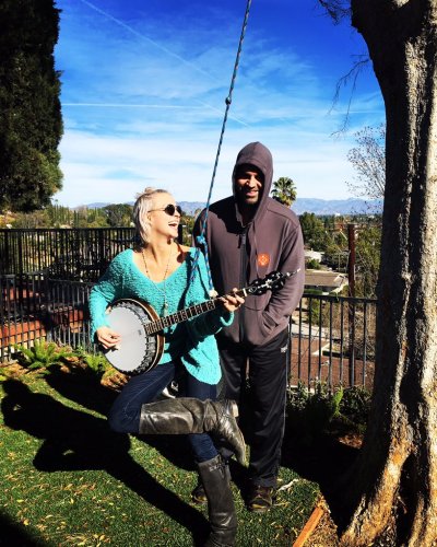 Watch Brit Sheridan's leaked NSFW photo on TwXstars