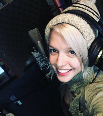 Watch Brit Sheridan's leaked NSFW photo on TwXstars