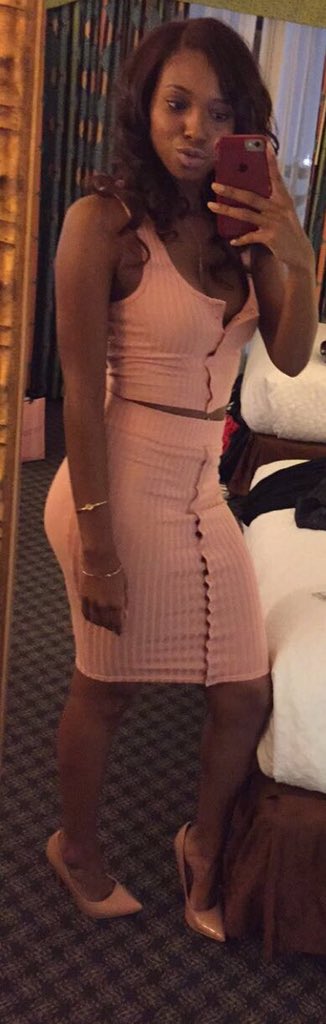 Watch Crump's leaked NSFW photo on TwXstars