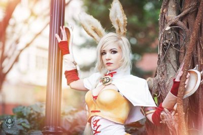 Watch Danielle Beaulieu's leaked NSFW photo on TwXstars