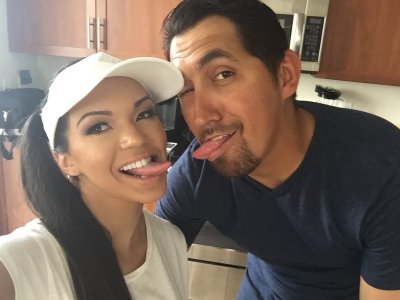 Watch Emily Mena's leaked NSFW photo on TwXstars