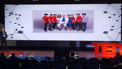 Watch Newbee's leaked NSFW photo on TwXstars