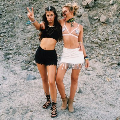 Watch Gabrielle Epstein's leaked NSFW photo on TwXstars