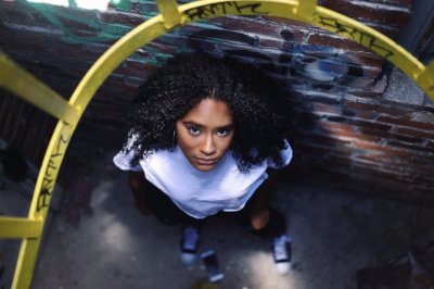 Watch D's leaked NSFW photo on TwXstars