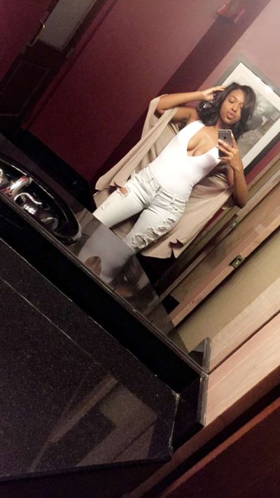 Watch Crump's leaked NSFW photo on TwXstars