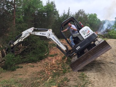 Watch Tony Stewart's leaked NSFW photo on TwXstars