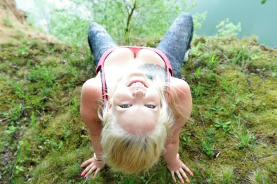 Watch LunaLove's leaked NSFW photo on TwXstars