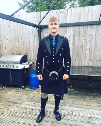 Watch Tattooed knitter's leaked NSFW photo on TwXstars