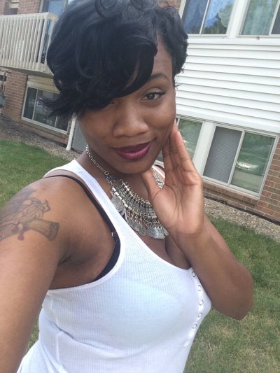 Watch Zari ReeGan's leaked NSFW photo on TwXstars