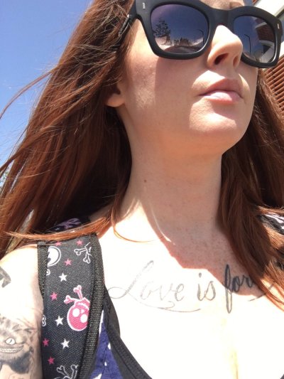 Watch Nikki Rhodes's leaked NSFW photo on TwXstars