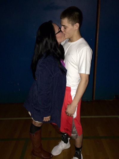 Watch Shelby's leaked NSFW photo on TwXstars