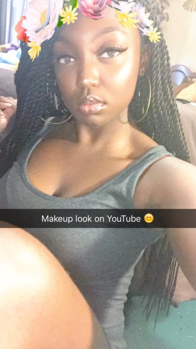 Watch Cinn Doll✨'s leaked NSFW photo on TwXstars