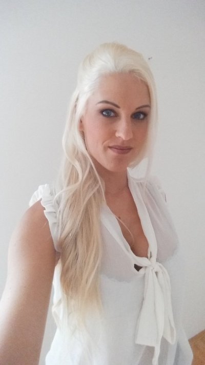 Watch Blanche Bradburry 🔞 official's leaked NSFW photo on TwXstars