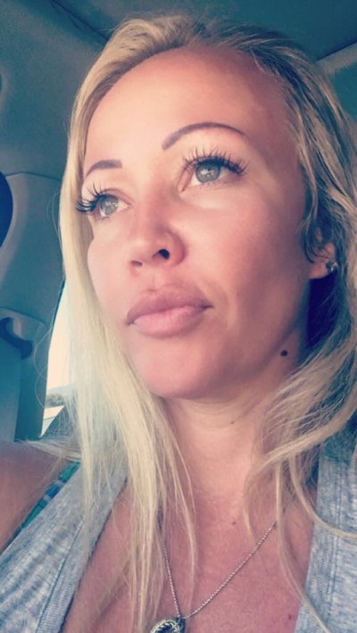 Watch Austin Taylor's leaked NSFW photo on TwXstars