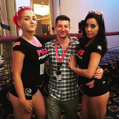 Watch Dave Dixon's leaked NSFW photo on TwXstars