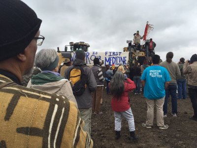 Watch Ajamu Baraka's leaked NSFW photo on TwXstars