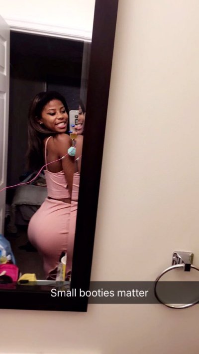 Watch princessmya😜's leaked NSFW photo on TwXstars