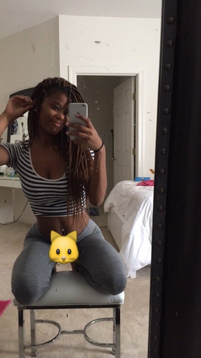 Watch princessmya😜's leaked NSFW photo on TwXstars