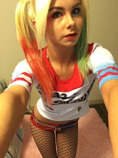 Watch Ava's leaked NSFW photo on TwXstars