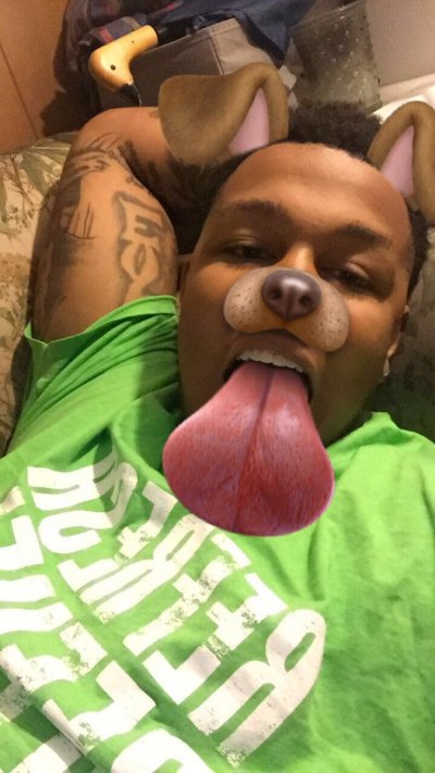 Watch Suge Knight's leaked NSFW photo on TwXstars