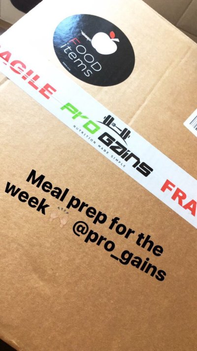 Watch Holly Peers's leaked NSFW photo on TwXstars